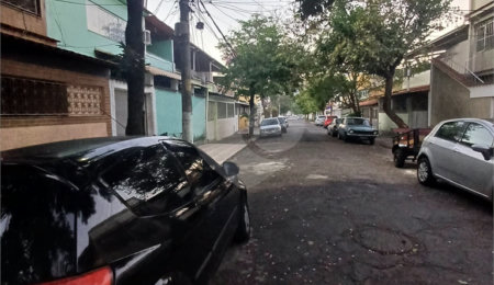 Casa à venda com 3 quartos, sendo 1 suíte,  em Senador Camará, Rio de Janeiro, RJ