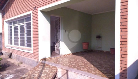 Casa à venda com 2 quartos no Centro, Vinhedo, SP