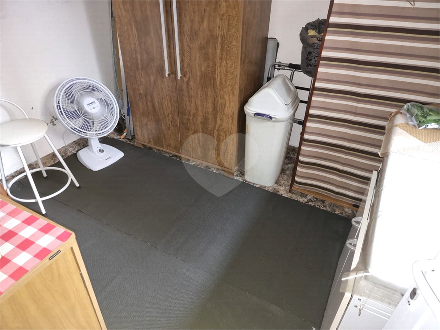 Sobrado à venda com 3 quartos, sendo 1 suíte,  em Jardim Campo Limpo, São Paulo, SP
