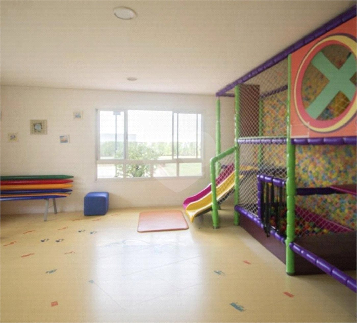 Apartamento à venda com 3 quartos, sendo 1 suíte, em Alto da Boa Vista, São Paulo, SP