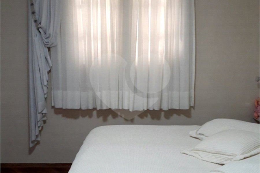 Sobrado à venda com 3 quartos, sendo 1 suíte,  em Vila Guilherme, São Paulo, SP
