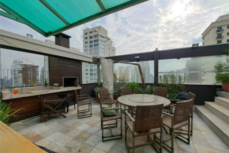 Apartamento à venda com 3 suítes em Campo Belo, São Paulo, SP