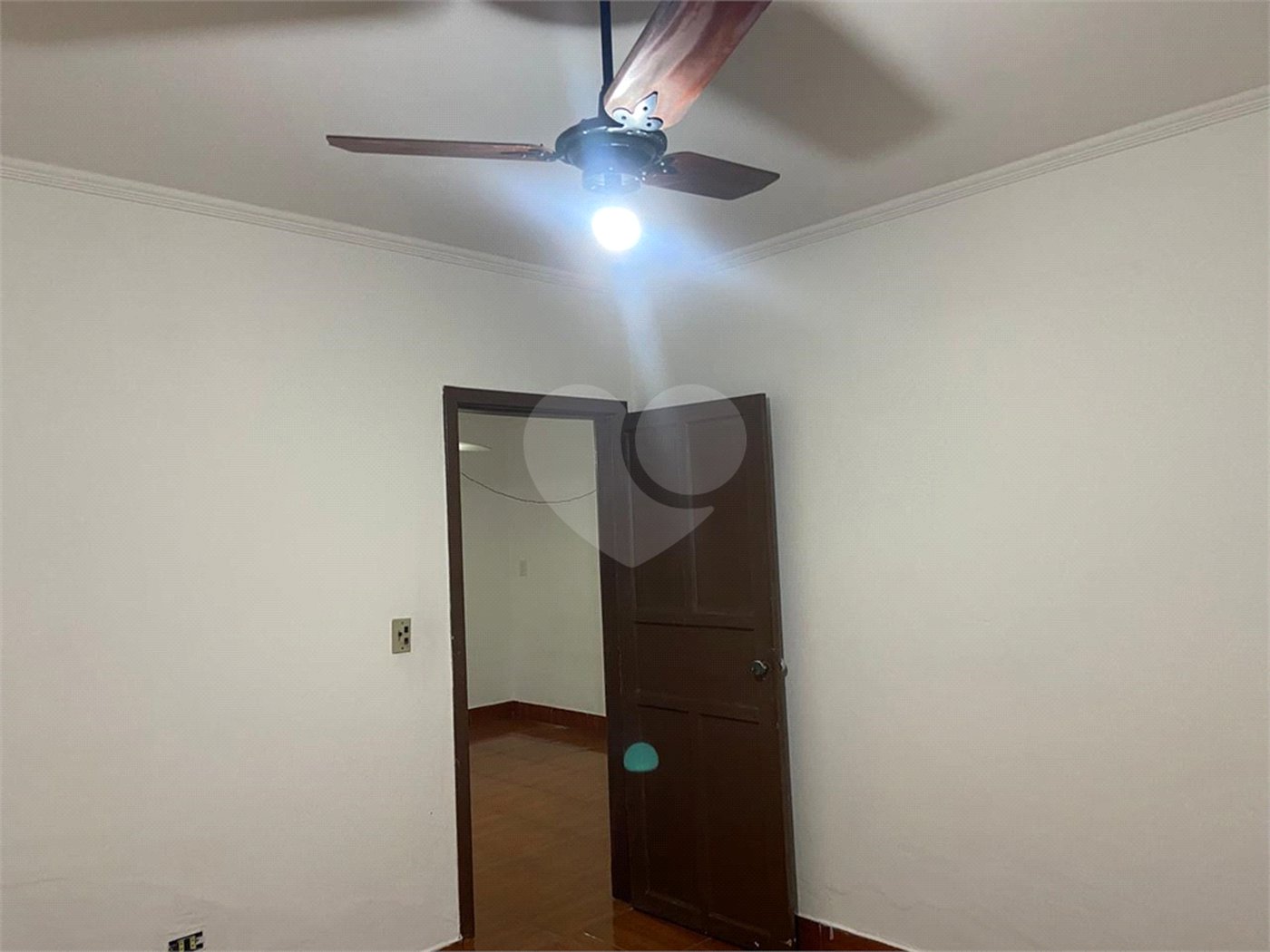 Casa à venda com 5 quartos, sendo 1 suíte, em Horto, São Paulo, SP