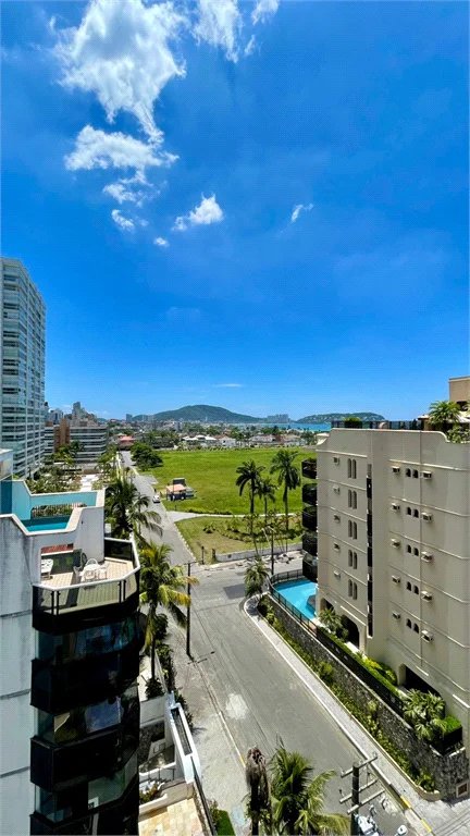 Apartamento à venda com 3 quartos, sendo 1 suíte, em Jardim Belmar, Guarujá, SP