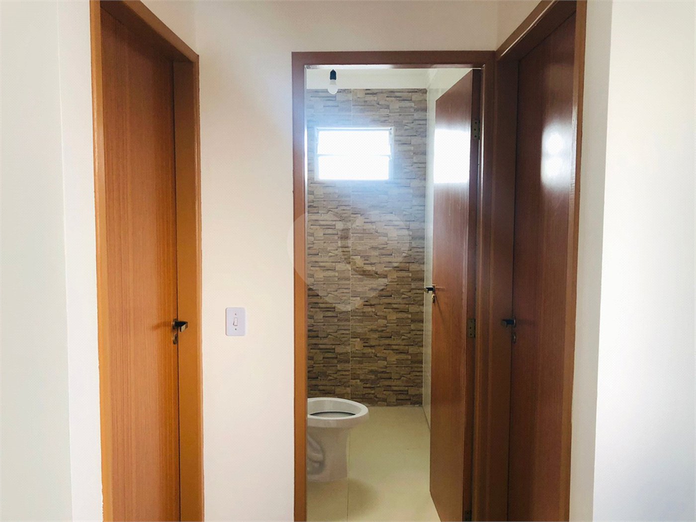 Casa à venda com 2 quartos no condomínio Residencial Turim, Mogi das Cruzes - SP