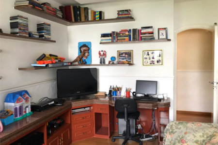 Apartamento à venda com 4 quartos, sendo 3 suítes, em Indianópolis, São Paulo, SP