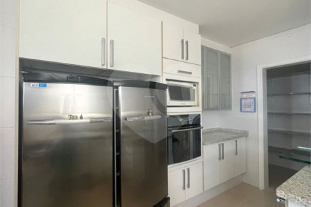 Apartamento à venda com 4 quartos, sendo 2 suítes,  em Vila Oliveira, Mogi das Cruzes, SP