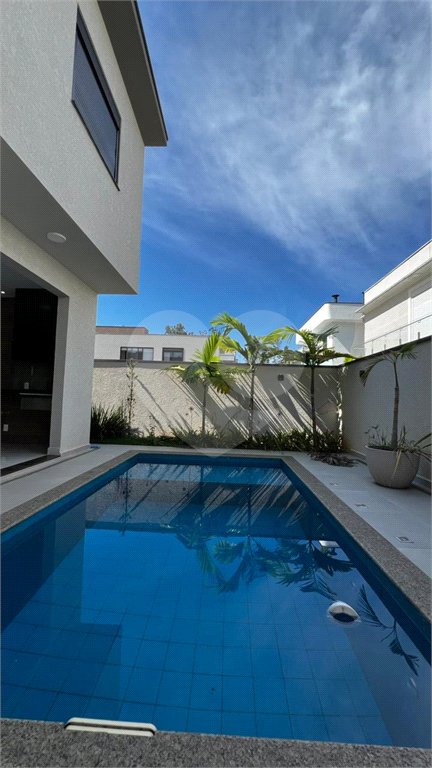 Casa à venda com 4 suítes no condomínio Bella Cittá Villagio I, Mogi das Cruzes - SP