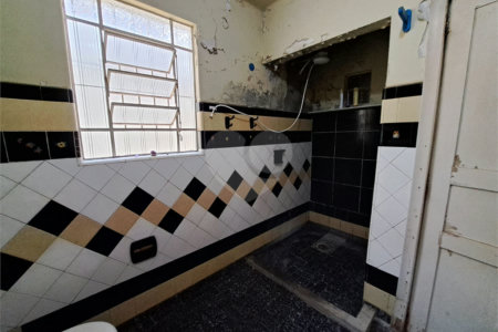 Casa à venda com 3 quartos, sendo 1 suíte, em Vila Constança, São Paulo, SP