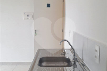 Apartamento à venda com 2 quartos em Parque Industrial Tomas Edson, São Paulo, SP