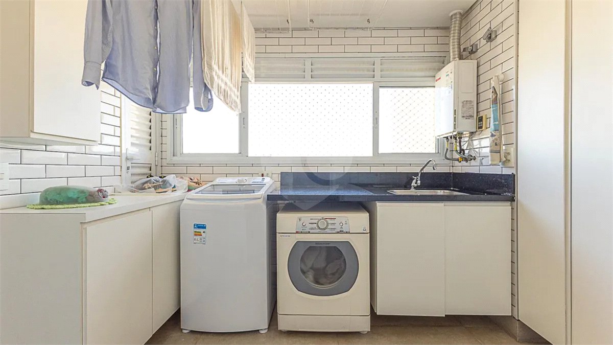 Apartamento à venda com 3 suítes em Vila Olímpia, São Paulo, SP