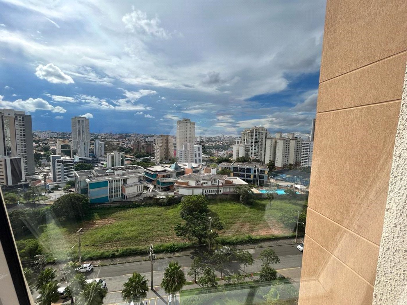 Apartamento à venda com 3 suítes em Jardim Emília, Sorocaba, SP