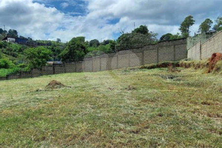 Terreno à venda no condomínio Villagio Di Verona, Vinhedo - SP