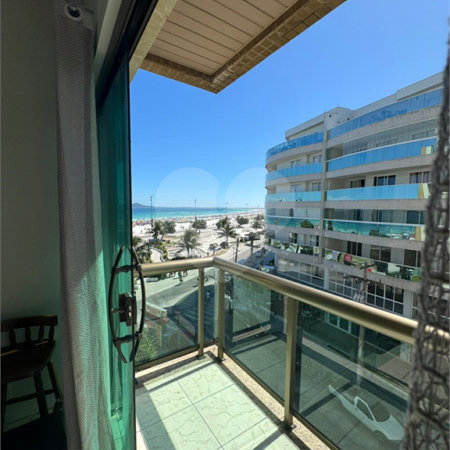 Apartamento à venda com 3 quartos, sendo 1 suíte, no Centro, Cabo Frio, RJ