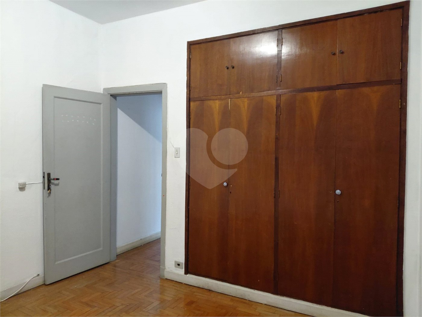 Sobrado à venda com 2 quartos em Vila Ipojuca, São Paulo, SP