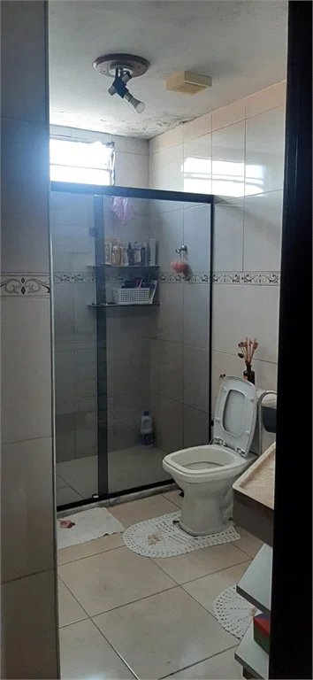 Sobrado à venda com 8 quartos em Jardim São Luís, São Paulo, SP