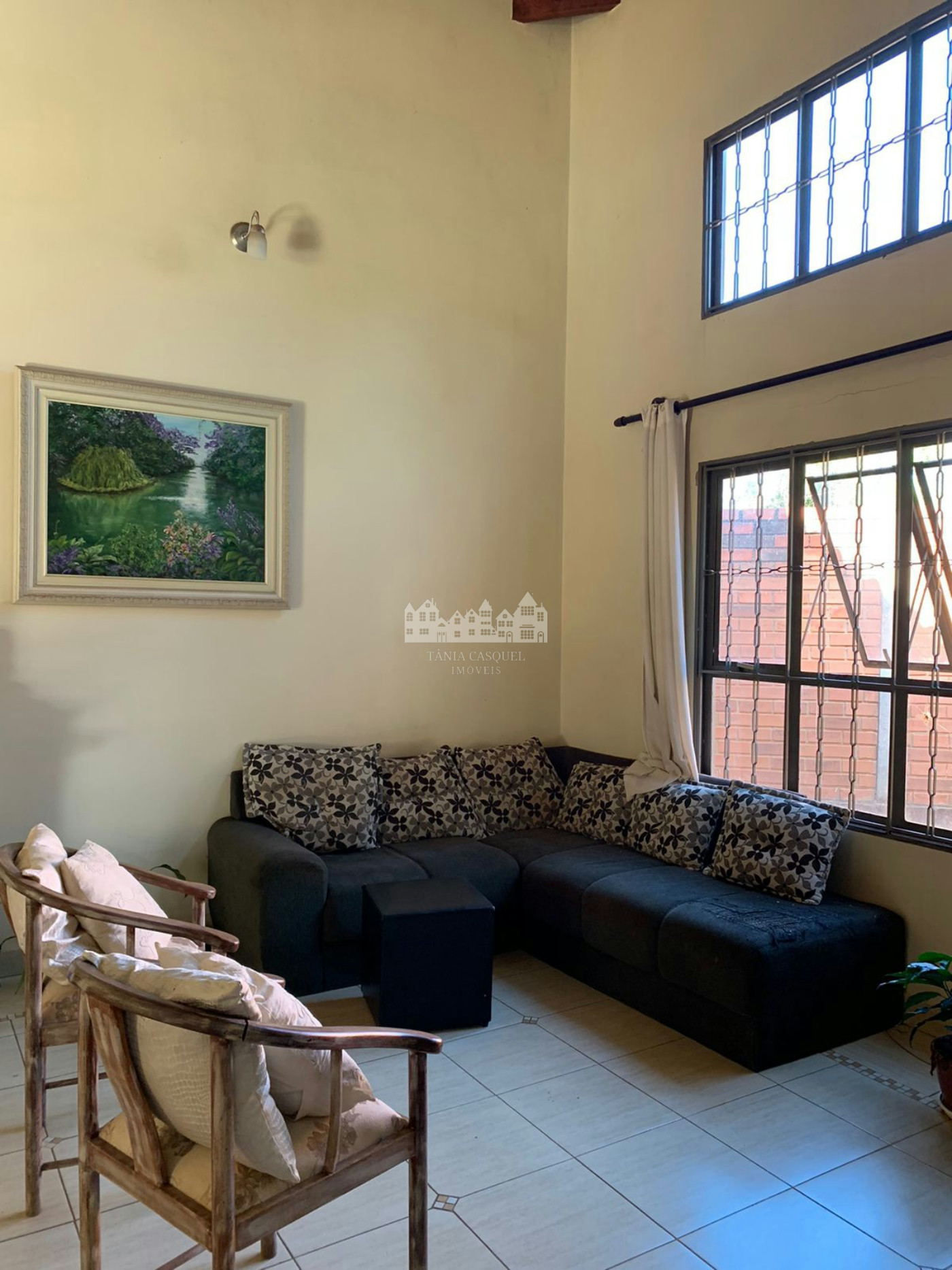 Casa à venda em Aparecida de São Manuel, São Manuel – SP, com projeto que valoriza conforto, iluminação natural e áreas de convivência.