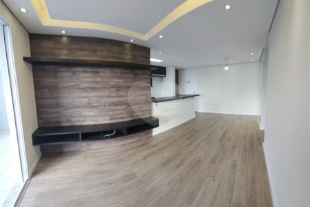 Apartamento à venda com 2 quartos, sendo 1 suíte, em Vila Maria Alta, São Paulo, SP