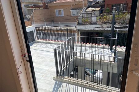 Sobrado à venda com 3 quartos, sendo 1 suíte,  em Jardim Itacolomi, São Paulo, SP