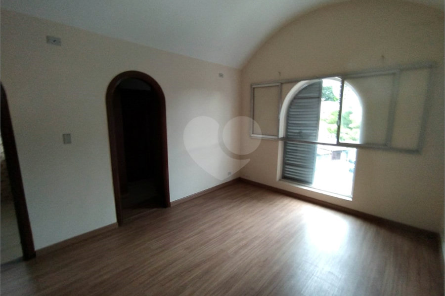 Sobrado à venda com 5 quartos, sendo 1 suíte, em Mandaqui, São Paulo, SP