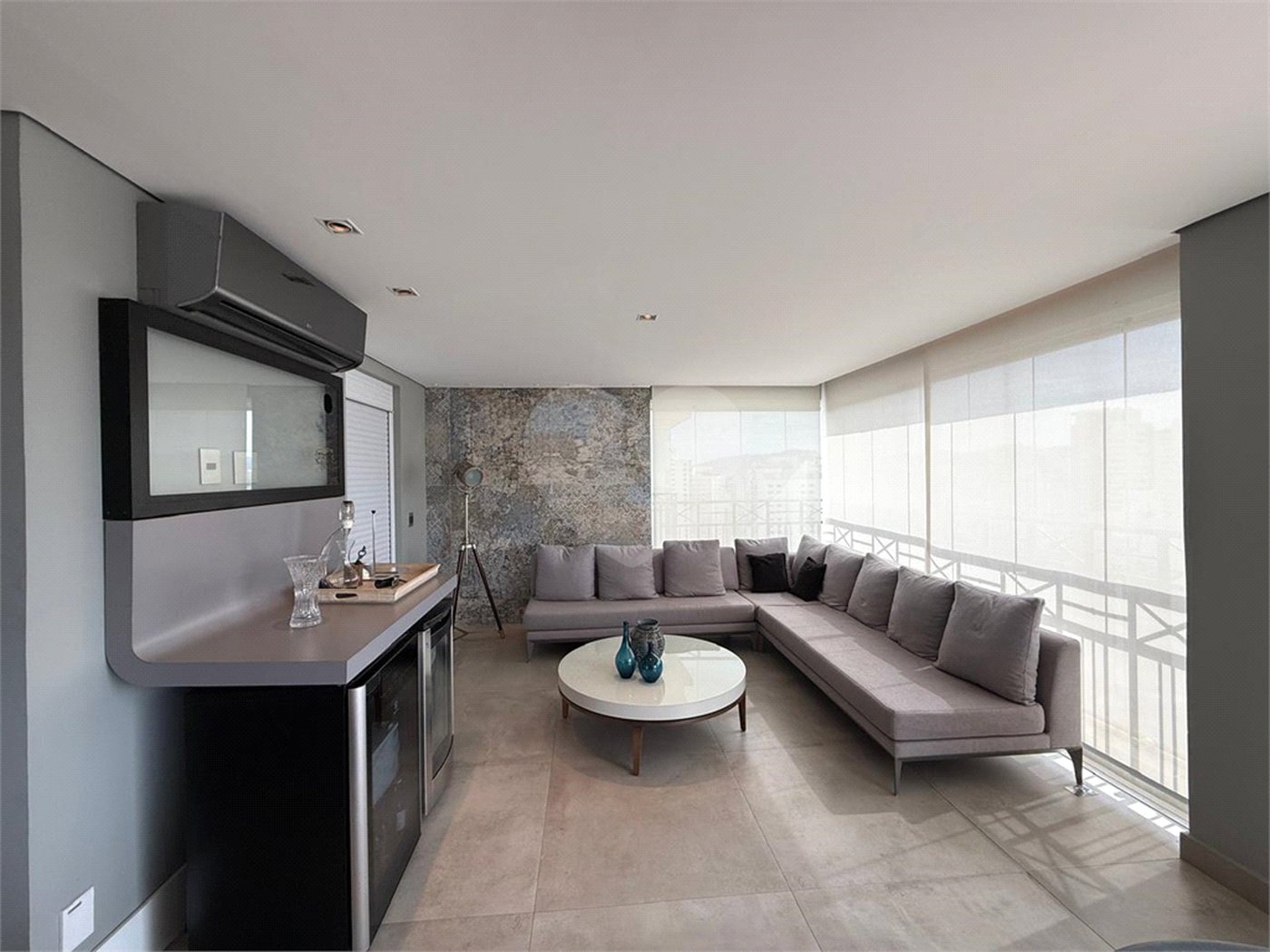 Apartamento à venda com 3 suítes em Santa Teresinha, São Paulo, SP