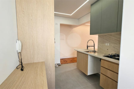 Apartamento à venda com 1 suíte em Moema, São Paulo, SP