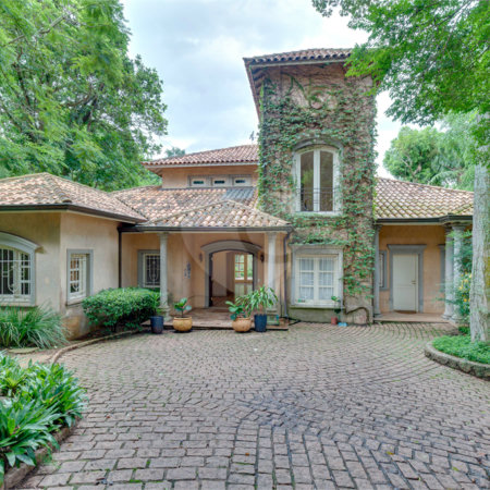 Casa à venda com 4 suítes no condomínio Chácara Flora, São Paulo - SP