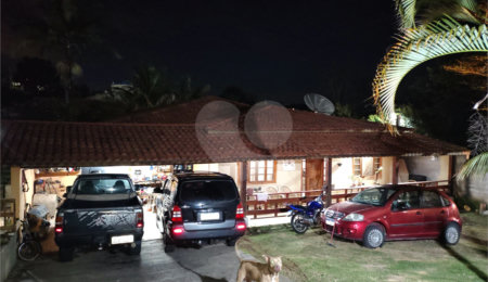 Chácara à venda com 3 quartos, sendo 1 suíte,  em Loteamento Village, Serra Negra, SP