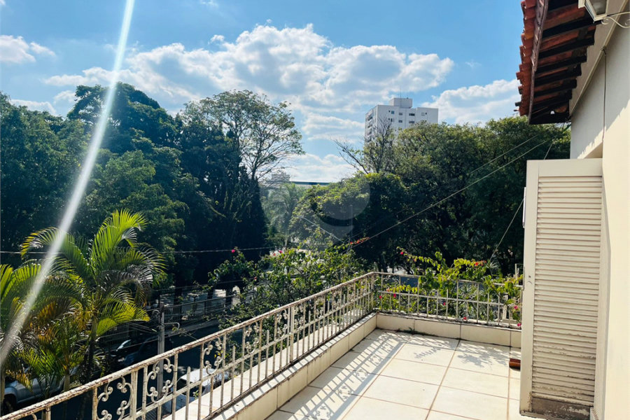 Casa à venda com 4 quartos, sendo 1 suíte, em Jardim São Bento, São Paulo, SP