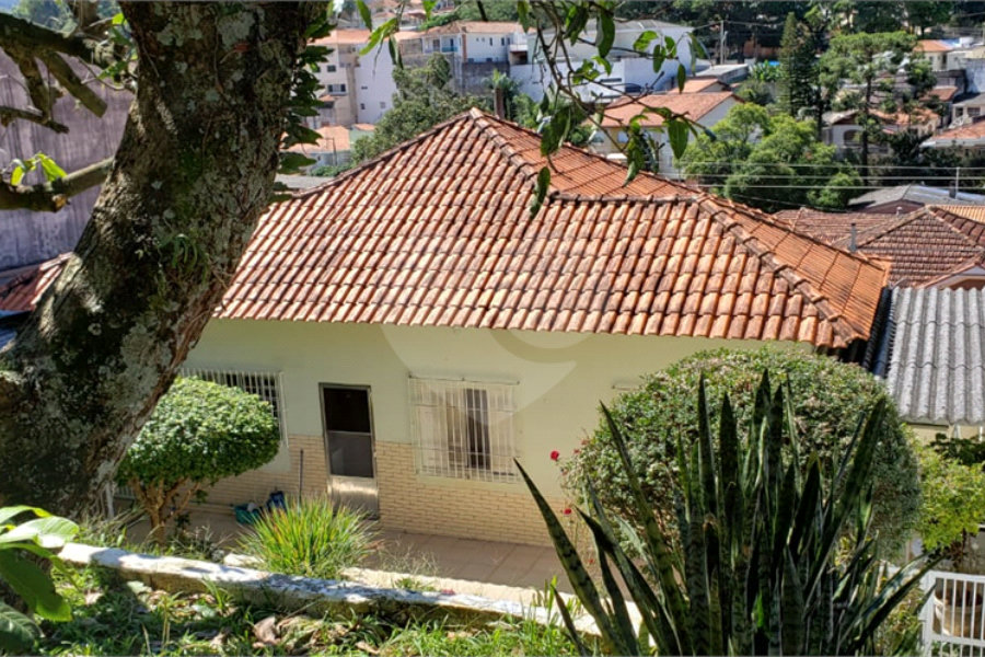 Casa Térrea à venda com 3 quartos em Horto, São Paulo, SP