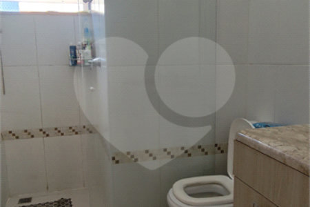 Sobrado à venda com 3 suítes em Vila Petrópolis, Atibaia, SP