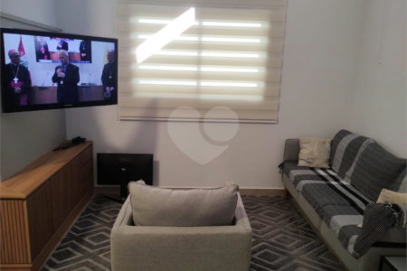 Casa à venda com 3 quartos, sendo 1 suíte, no condomínio Vilagio Vista Real, Paulínia - SP
