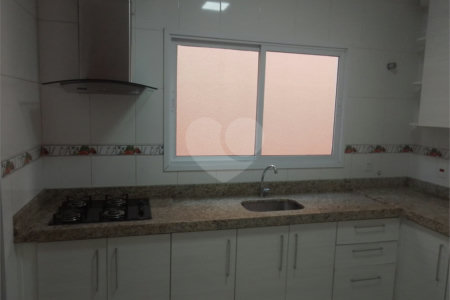 Condomínio à venda com 4 quartos, sendo 2 suítes, em Wanel Ville, Sorocaba, SP
