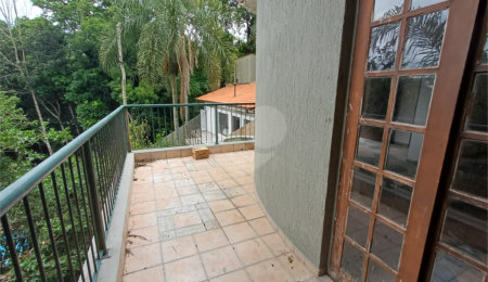 Casa para alugar com 3 quartos no condomínio Champs Elysees Village, Mairiporã - SP