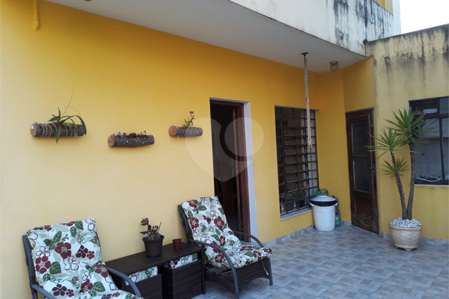 Sobrado à venda com 3 quartos, sendo 1 suíte, em Tremembé, São Paulo, SP
