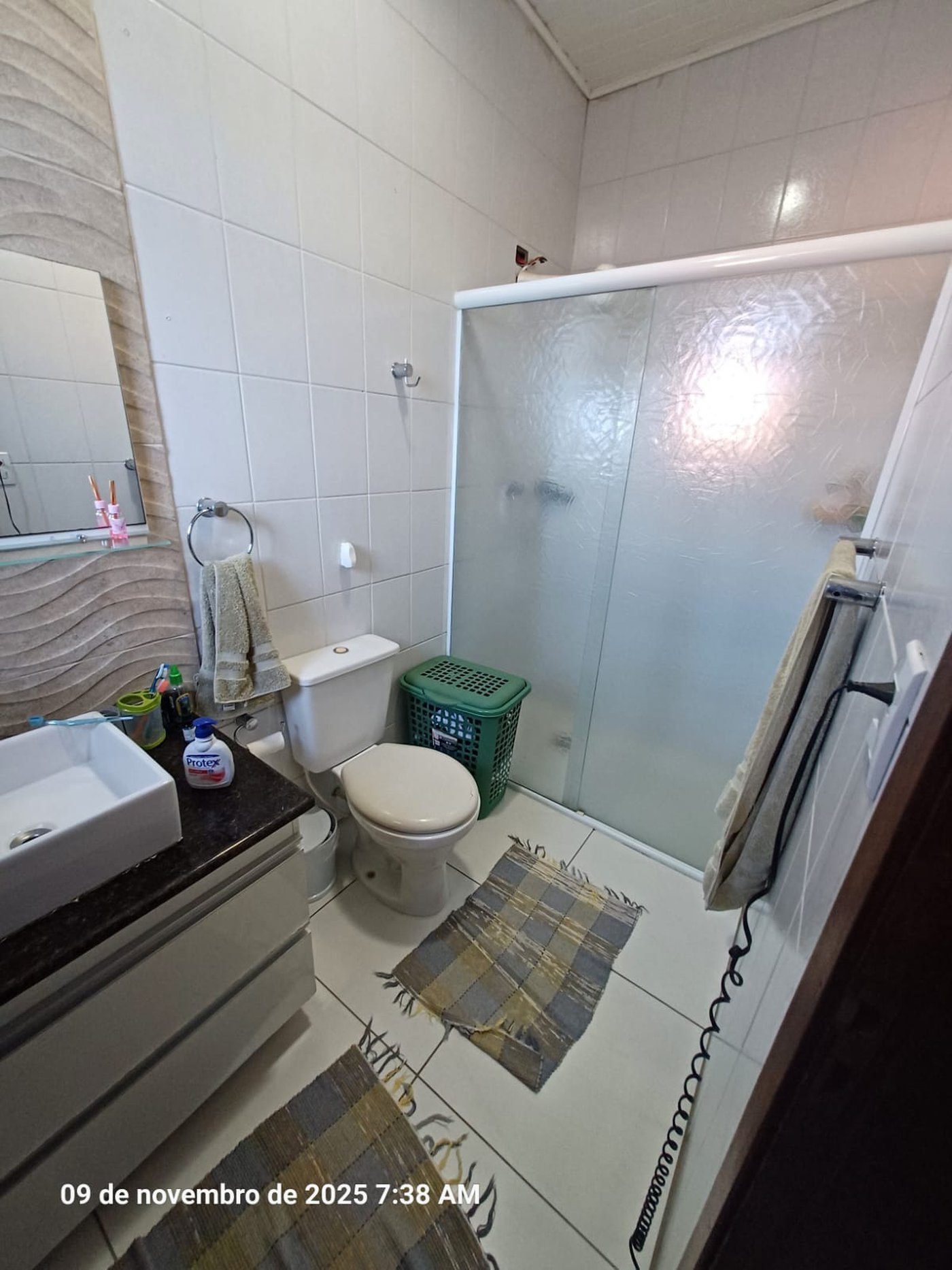 Casa à venda com 3 quartos, sendo 1 suíte, no condomínio Cafezal VI, Itupeva - SP