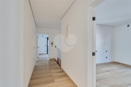 Casa à venda com 4 suítes no condomínio Villa Suiça, São Paulo - SP