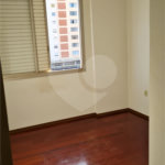 Apartamento à venda com 3 quartos, sendo 1 suíte,  no Centro, Araraquara, SP