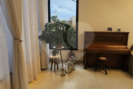 Casa à venda com 3 suítes no condomínio Portal do Horizonte, Bragança Paulista - SP
