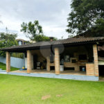Casa à venda com 4 quartos, sendo 3 suítes, no condomínio Village da Serra, Araçoiaba da Serra - SP