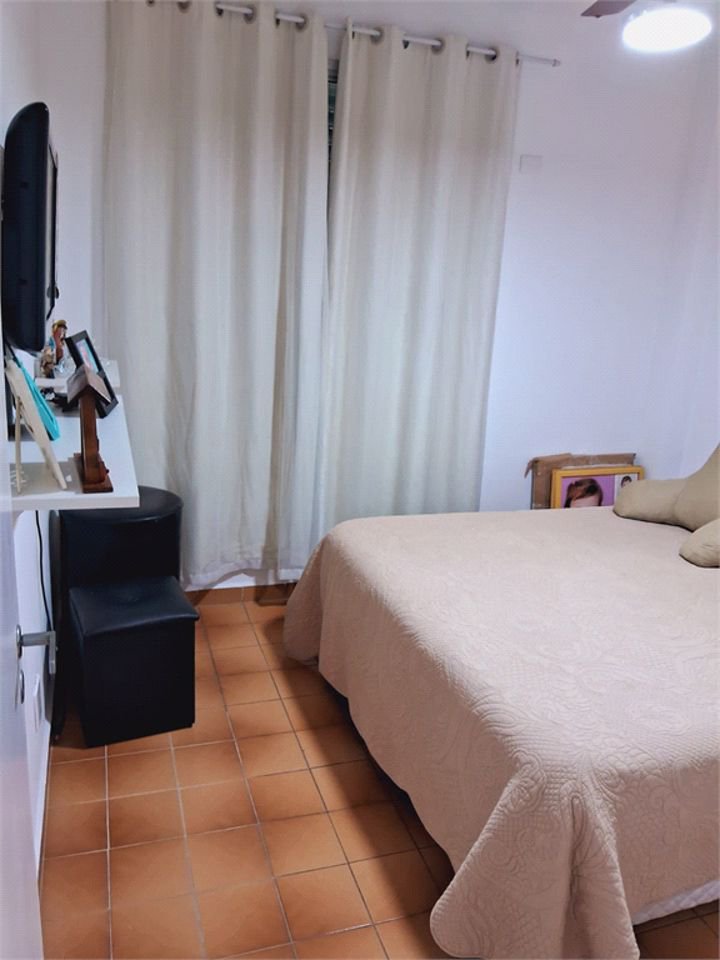 Apartamento com 3 dormitórios à venda, 100 m² por R$ 460.000,00 - Jardim Las Palmas - Guarujá/SP