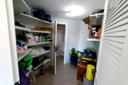 Apartamento à venda com 3 quartos, sendo 1 suíte,  em Santo Amaro, São Paulo, SP