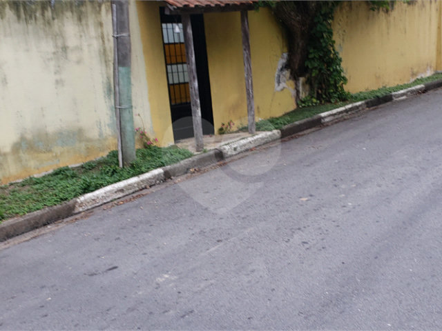Casa à venda com 4 quartos, sendo 1 suíte,  em Serra da Cantareira, Mairiporã, SP
