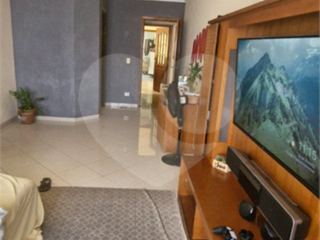 Sobrado à venda com 4 quartos, sendo 1 suíte,  em Vila Guilherme, São Paulo, SP