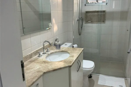 Casa à venda com 3 quartos, sendo 1 suíte, no condomínio Villas de São Francisco, São Paulo - SP