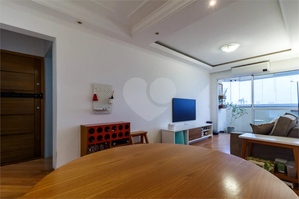 Vila Clementino - Apartamento na Rua Loefgren | 80 m² | 3 Dormitórios | 1 Suíte | 2 Vagas | Último Andar