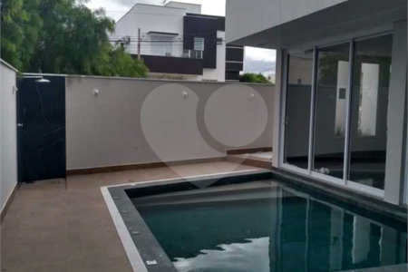 Casa à venda com 3 suítes no condomínio Residencial Parque Esplanada, Votorantim - SP