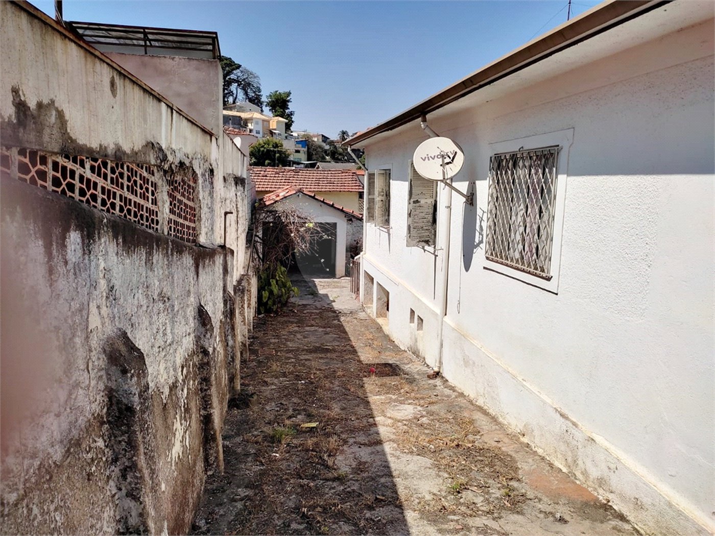 Casa Térrea à venda com 3 quartos em Horto, São Paulo, SP