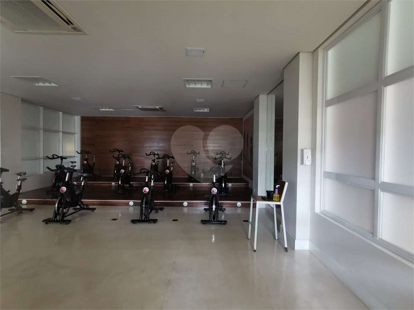 Apartamento à venda com 3 suítes em Jardim Monte Kemel, São Paulo, SP