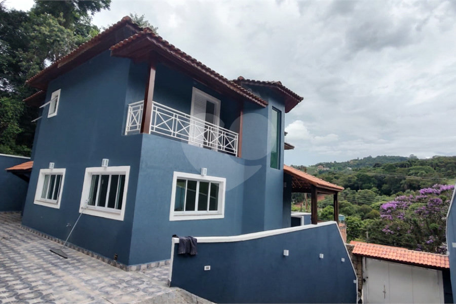 Casa à venda com 3 quartos, sendo 2 suítes,  em Serra da Cantareira, Mairiporã, SP